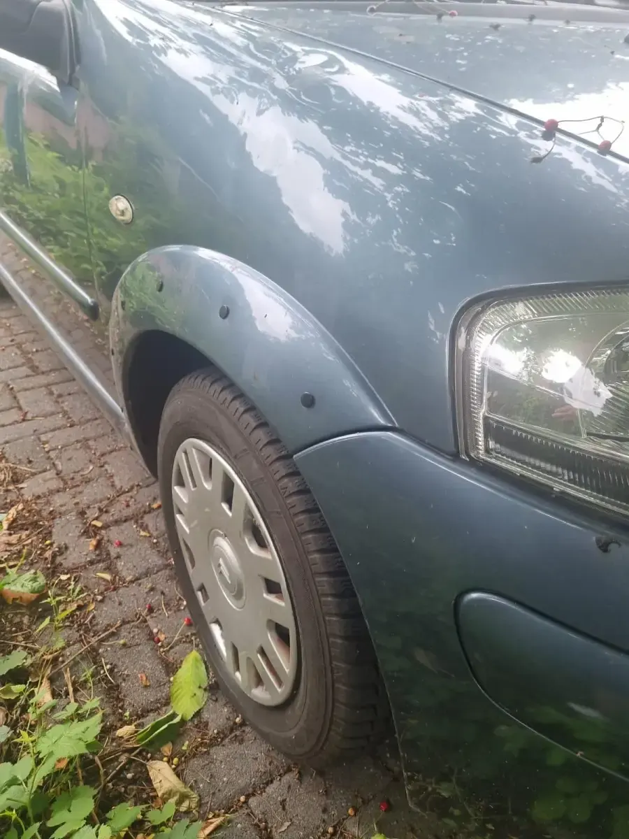 Gebraucht Citroën C3 90 PS (66 kW) 2006 Grau Kleinwagen