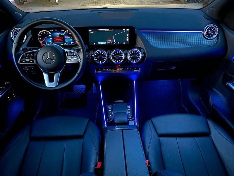 Gebraucht Mercedes E250 160 PS (117 kW) 2021 Schwarz Limousine