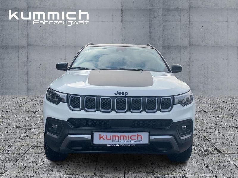 Gebraucht Jeep Compass 179 PS (131 kW) 2023 Weiß SUV