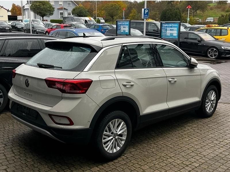 Gebraucht VW Tiguan 150 PS (110 kW) 2024 Grau SUV