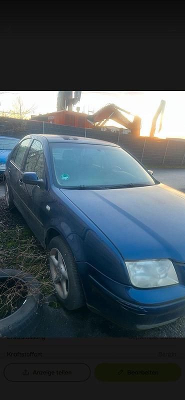 Gebraucht VW Bora 115 PS (84 kW) 2000 Blau Limousine