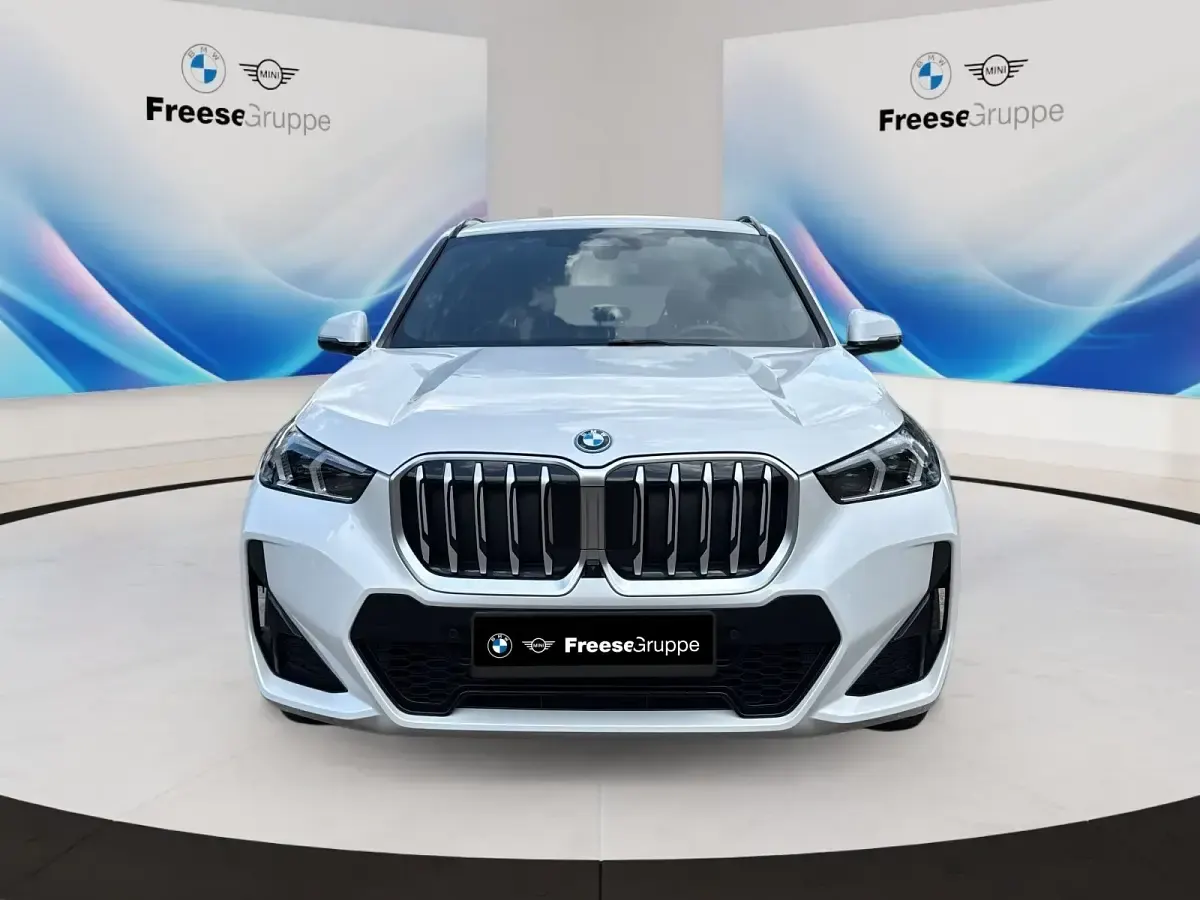 Gebraucht BMW X1 Luxury Line 326 PS (239 kW) 2023 Weiß SUV
