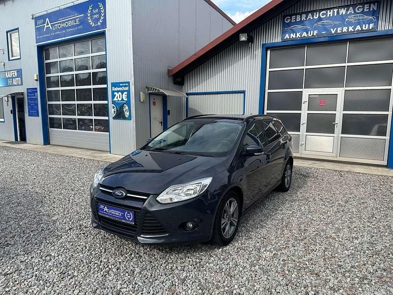 Grau Gebraucht 2014 Ford Focus SYNC Edition Kombi | 5.200 € (Guter Preis) - Bild 1/4