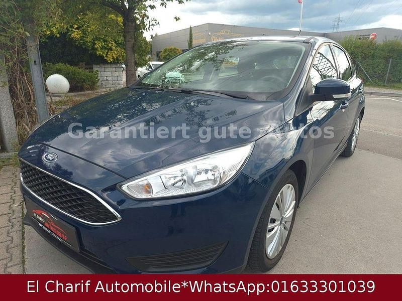 Gebraucht Ford Focus Trend 86 PS (63 kW) 2018 Blau Limousine