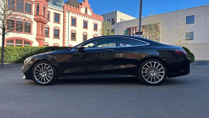 Gebraucht Mercedes S560 AMG line 469 PS (344 kW) 2020 Schwarz Coupé
