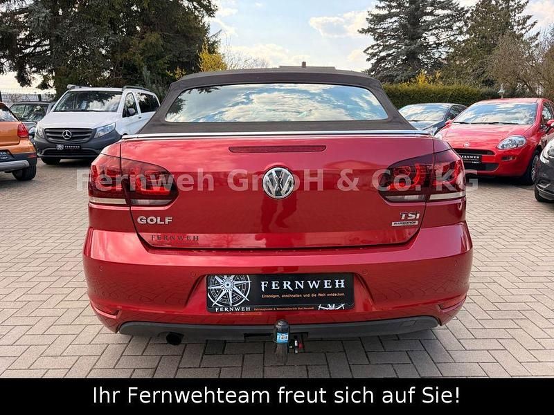 Gebraucht VW Golf Basis 105 PS (77 kW) 2011 Rot Cabrio