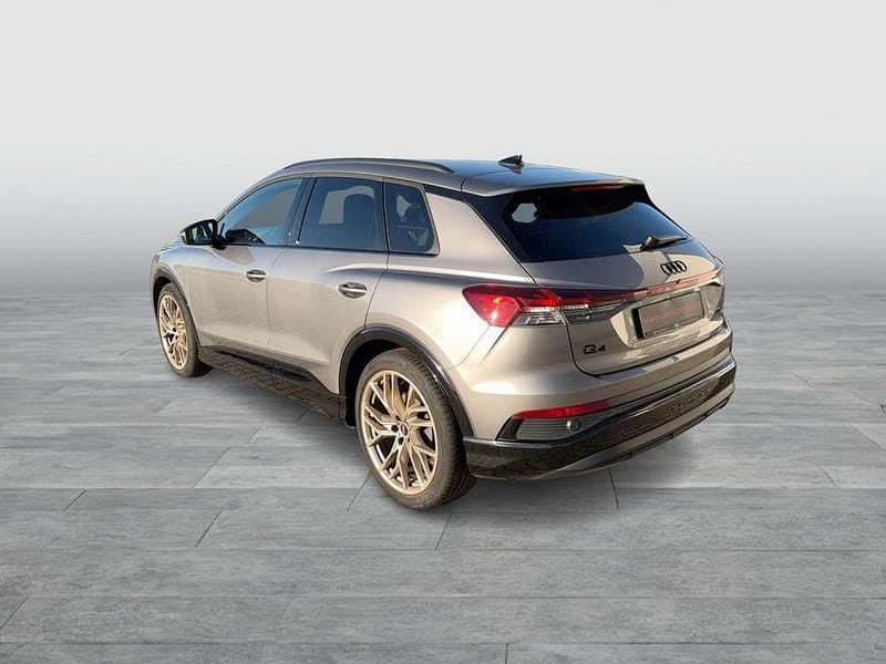 Gebraucht Audi Q4 e-tron Ambiente 219 kW (299 PS) 2021 Taifungrau metallic SUV