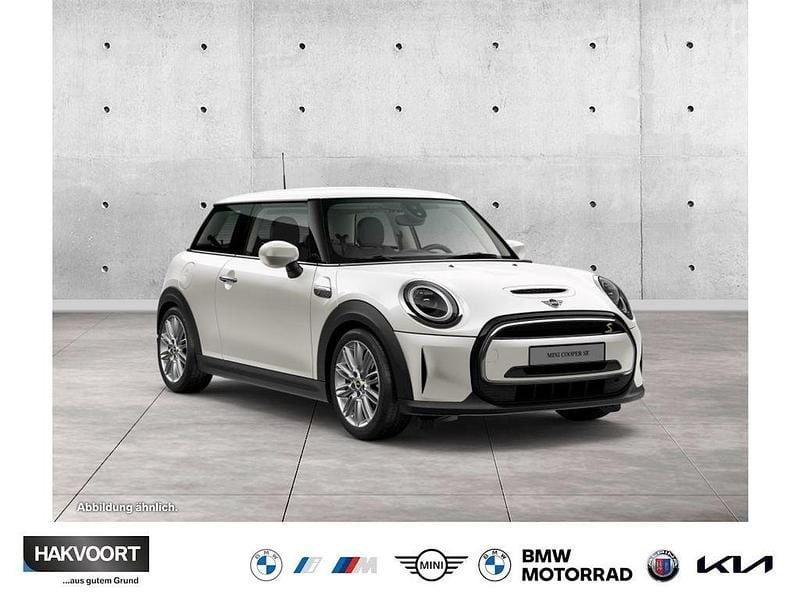 Nanuq white Gebraucht 2023 Mini Cooper SE Classic Kleinwagen | 18.970 € (Guter Preis) - Bild 1/3