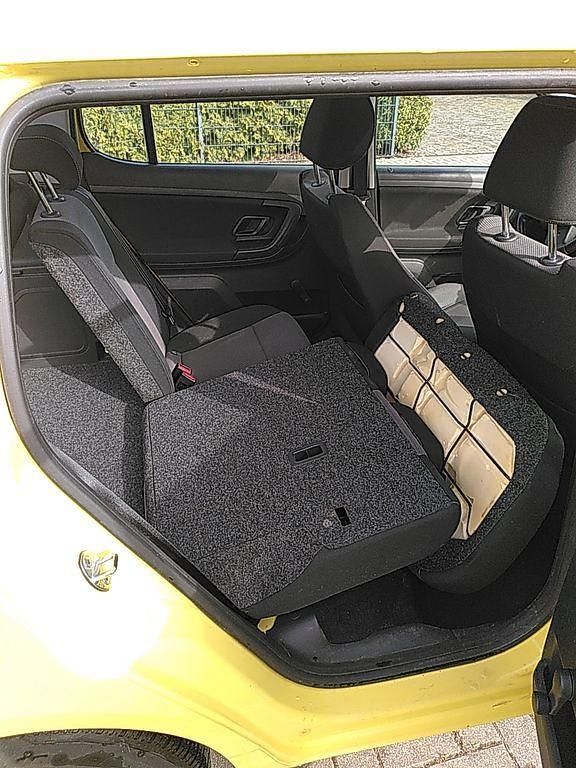 Gebraucht Skoda Fabia Elegance 86 PS (63 kW) 2012 Gelb Limousine