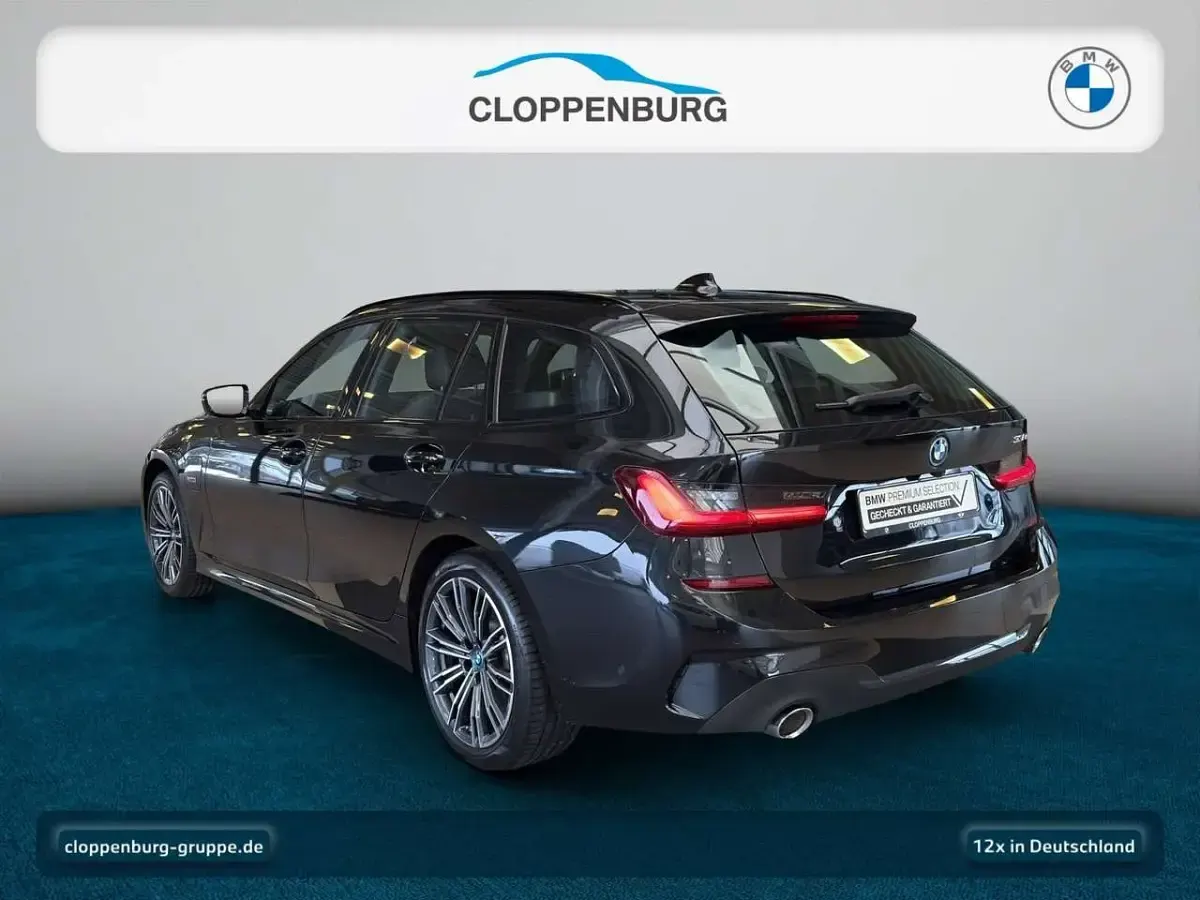 Gebraucht BMW 330e Performance 292 PS (214 kW) 2022 Schwarz Kombi