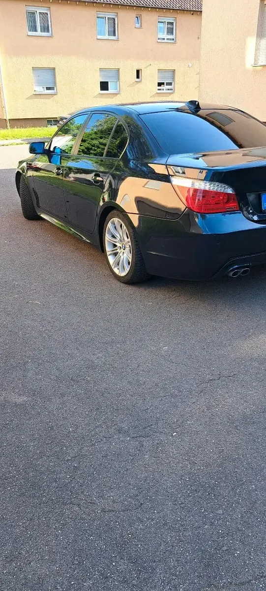 Gebraucht BMW 525 M Sport 177 PS (130 kW) 2005 Blau Limousine