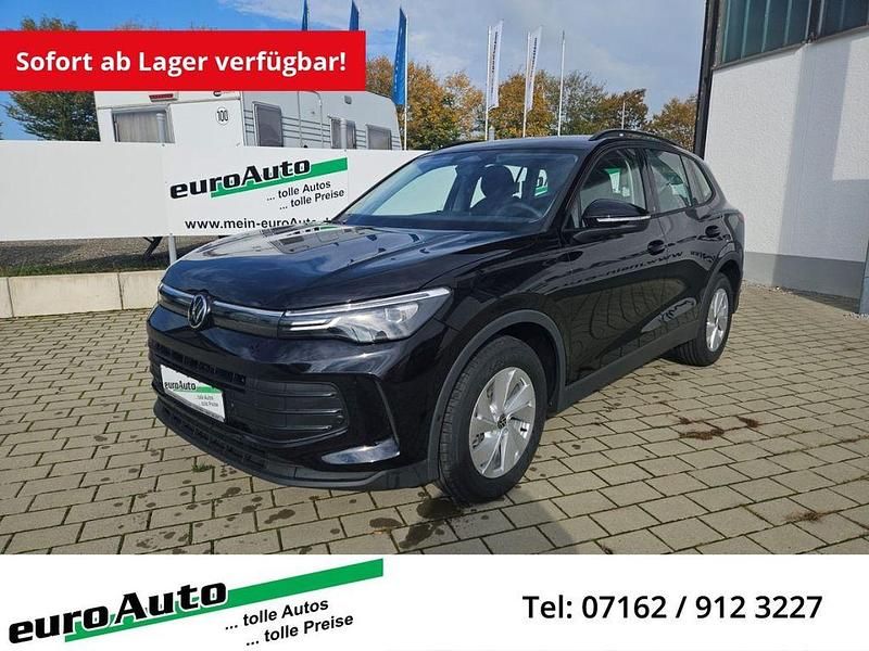 Schwarz Neu 2025 VW Tiguan SUV | 36.240 € (Superpreis) - Bild 1/4