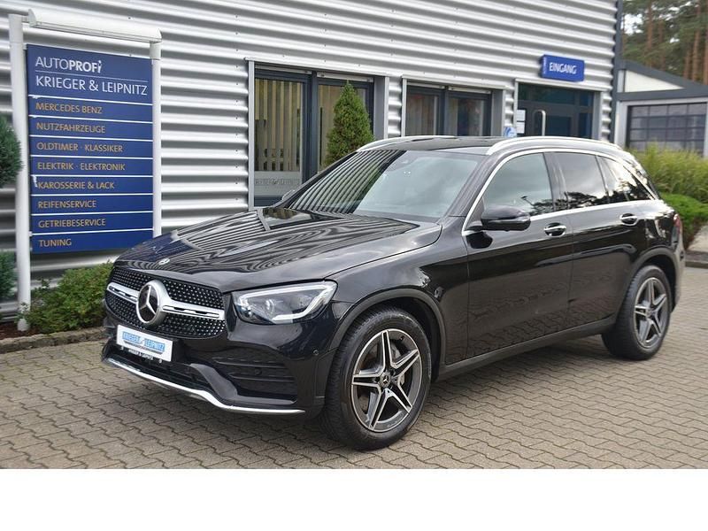 Schwarz Gebraucht 2020 Mercedes GLC400d AMG SUV | 39.999 € (Fairer Preis) - Bild 1/4