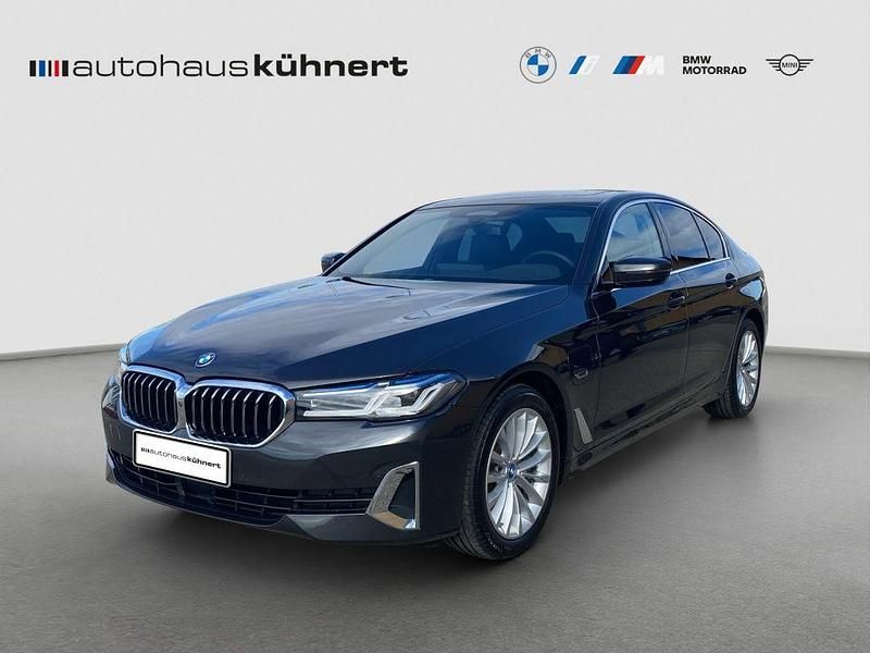 Sophistograu brillanteffekt me Gebraucht 2022 BMW 530e iPerformance Limousine | 36.845 € (Etwas zu teuer) - Bild 1/4