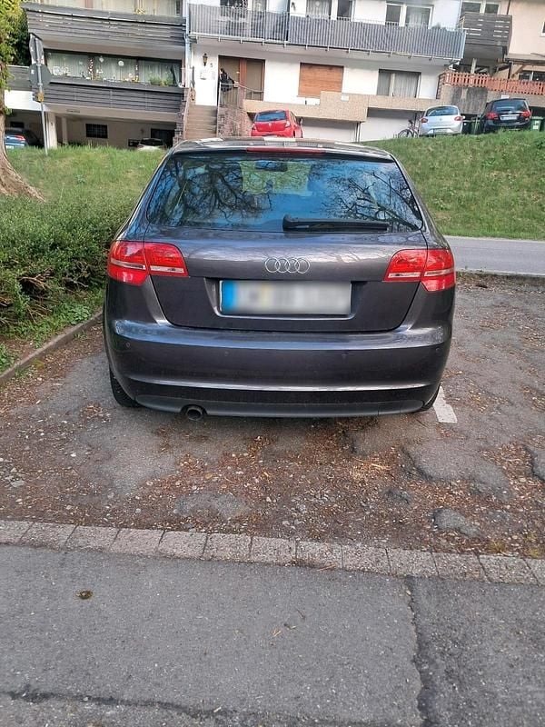 Usata Audi A3 105 CV (77 kW) 2012 Viola Utilitaria