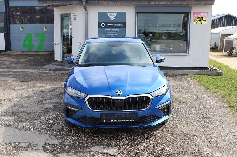 Gebraucht Skoda Scala Selection 116 PS (85 kW) 2024 Blau Kleinwagen