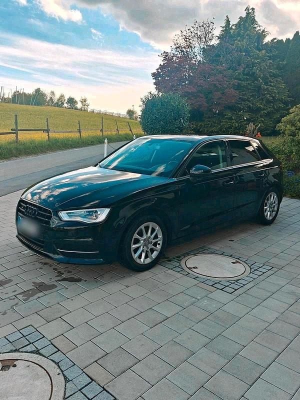 Gebraucht Audi A3 Sportback Attraction 125 PS (91 kW) 2016 Schwarz Kleinwagen