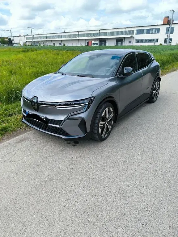Gebraucht Renault Megane E-Tech Iconic 160 kW (218 PS) 2022 Grau Limousine
