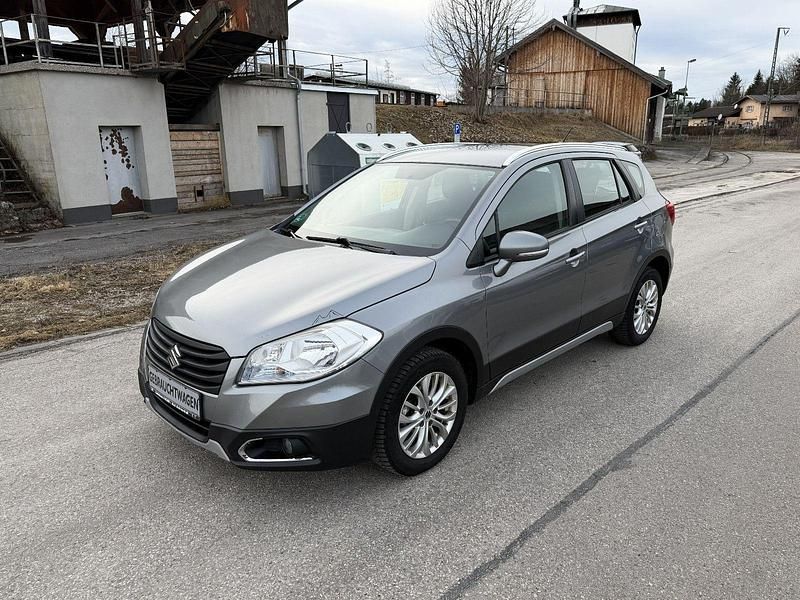 Gebraucht Suzuki SX4 S-Cross Comfort 120 PS (88 kW) 2014 Grau Kleinwagen
