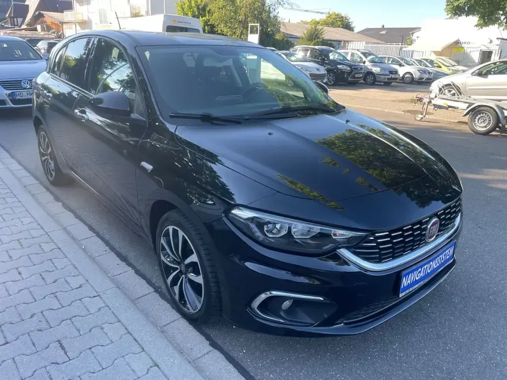 Gebraucht Fiat Tipo 120 PS (88 kW) 2017 Schwarz Limousine