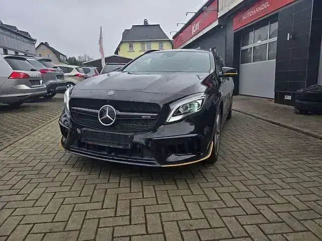 Gebraucht Mercedes GLA45 AMG AMG 381 PS (280 kW) 2017 Nachtschwarz unilack SUV