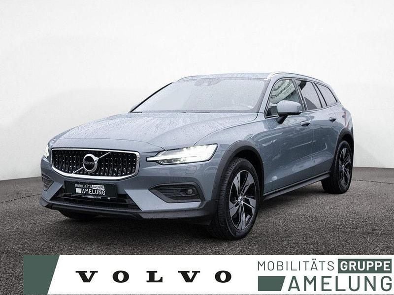 Thunder grey Gebraucht 2021 Volvo V60 CC Pro Kombi | 35.890 € (Etwas zu teuer) - Bild 1/4