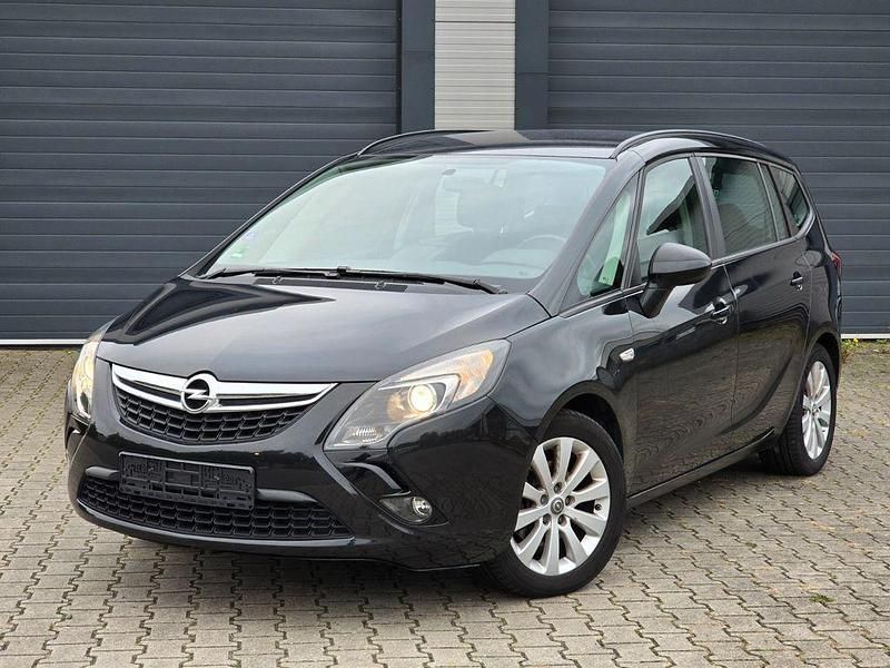 Gebraucht 2015 Opel Zafira Tourer Edition Van / Kleinbus | 5.300 € (Superpreis) - Bild 1/4