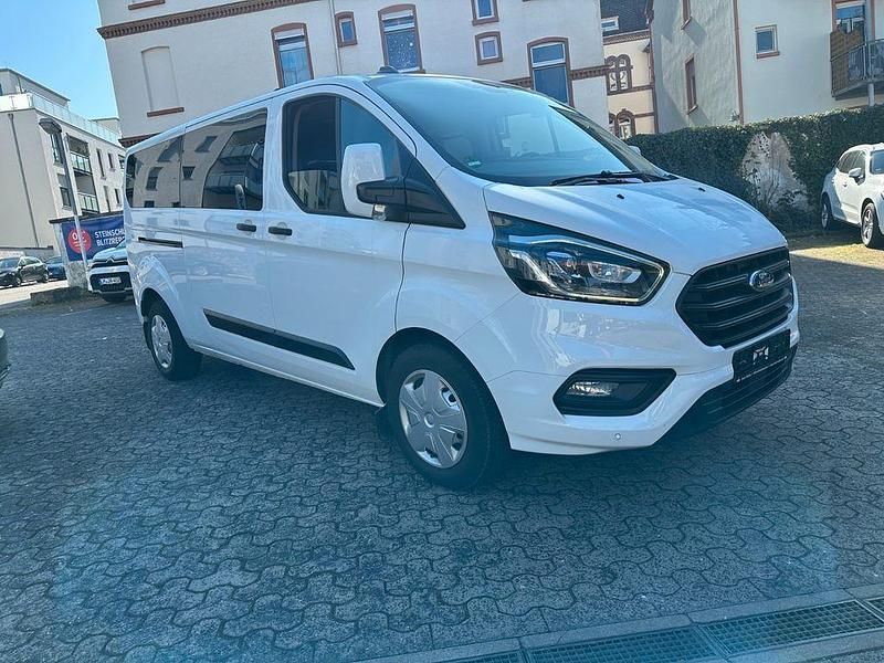 Gebraucht Ford Tourneo 170 PS (125 kW) 2019 Weiß Kombi