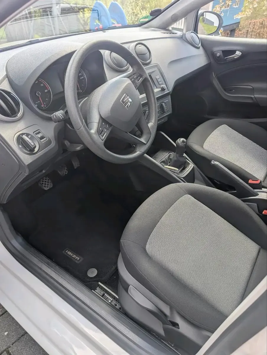 Second-hand Seat Ibiza Reference 75 CP (55 kW) 2017 Alb Hatchback