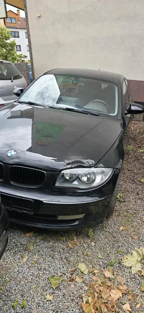Gebraucht BMW 116 120 PS (88 kW) 2008 Schwarz Kleinwagen