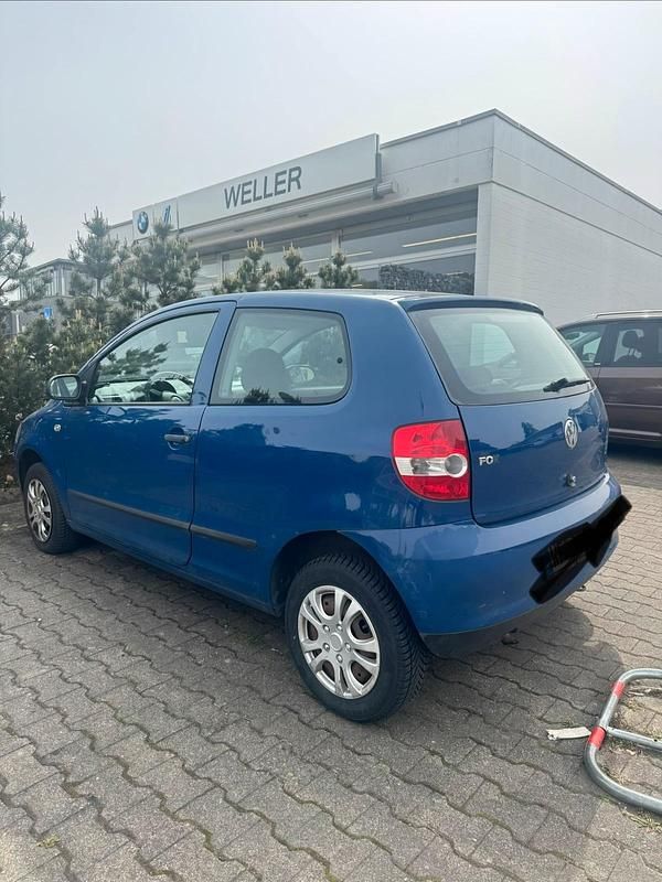 Second-hand VW Fox 55 CP (40 kW) 2009 Albastru Hatchback
