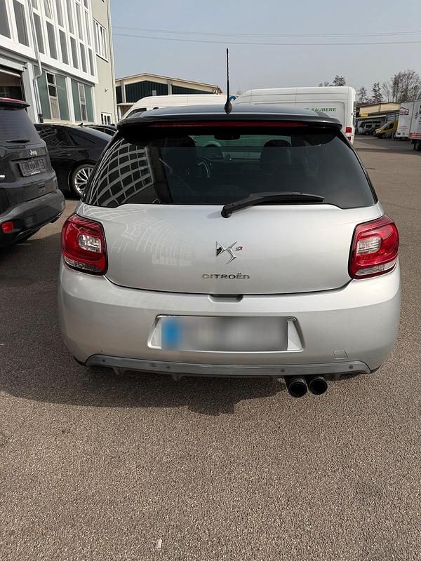 Gebraucht Citroën DS3 156 PS (114 kW) 2013 Silber Kleinwagen