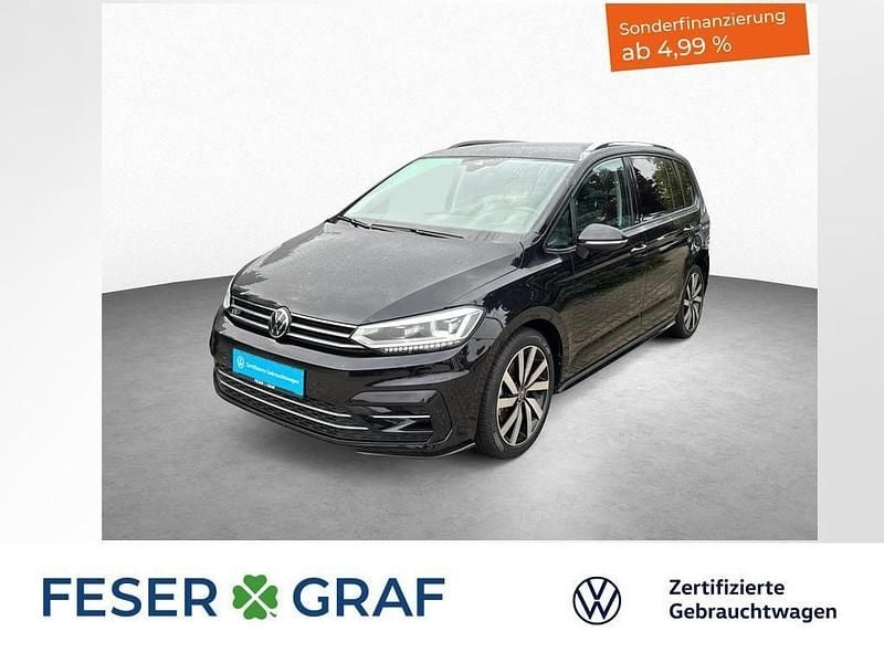 Deep black perleffekt Gebraucht 2024 VW Touran R-line Van / Kleinbus | 33.940 € (Guter Preis) - Bild 1/2