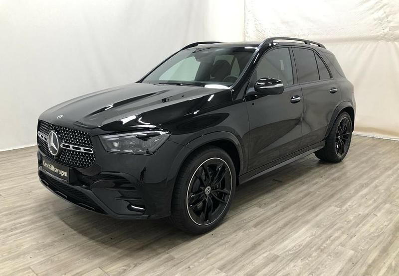 Schwarz metalliclack obsidianschwarz Gebraucht 2025 Mercedes GLE450 AMG SUV | 99.890 € (Teuer) - Bild 1/4