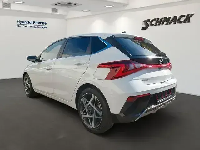 Gebraucht Hyundai i20 Prime 120 PS (88 kW) 2024 Schwarz Limousine