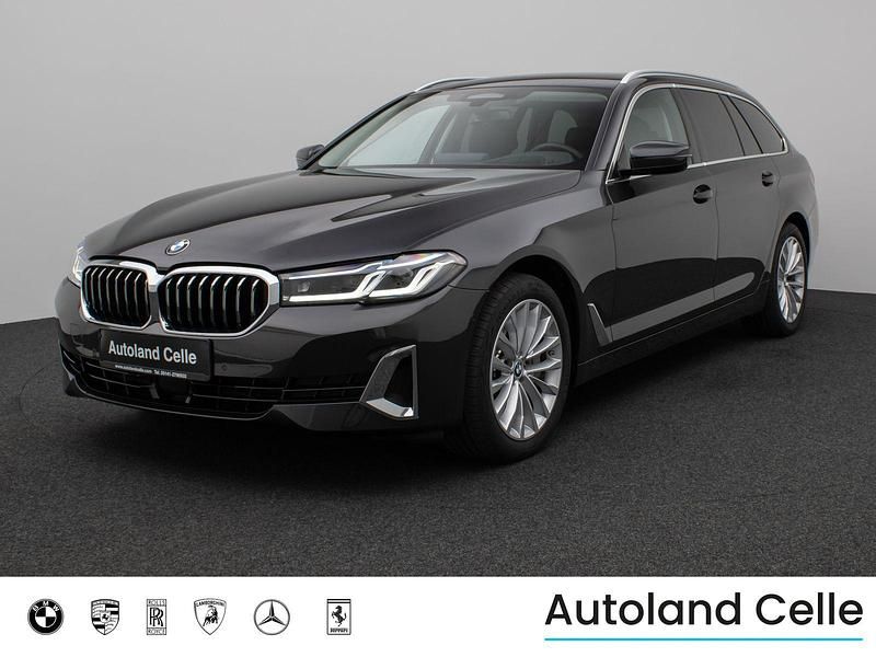 Sophistograu brillanteffekschwarz Gebraucht 2022 BMW 540 Luxury Line Limousine | 51.499 € (Fairer Preis) - Bild 1/4