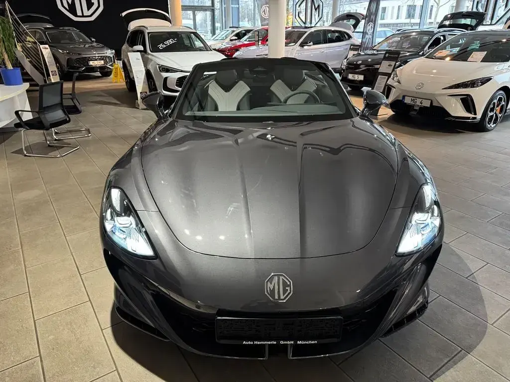 Neu MG Cyberster 375 kW (510 PS) 2025 Grau Cabrio