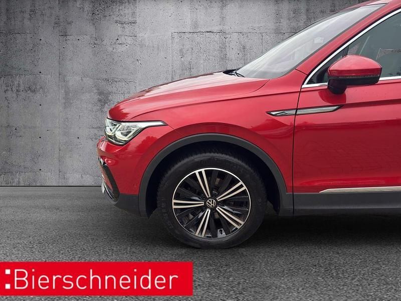 Gebraucht VW Tiguan Elegance 150 PS (110 kW) 2021 Rot SUV