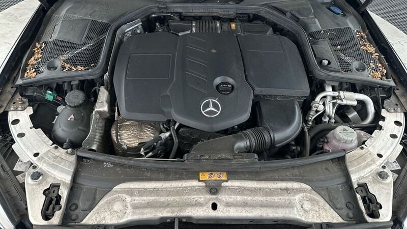 Gebraucht Mercedes C300e 194 PS (142 kW) 2021 Schwarz Kombi