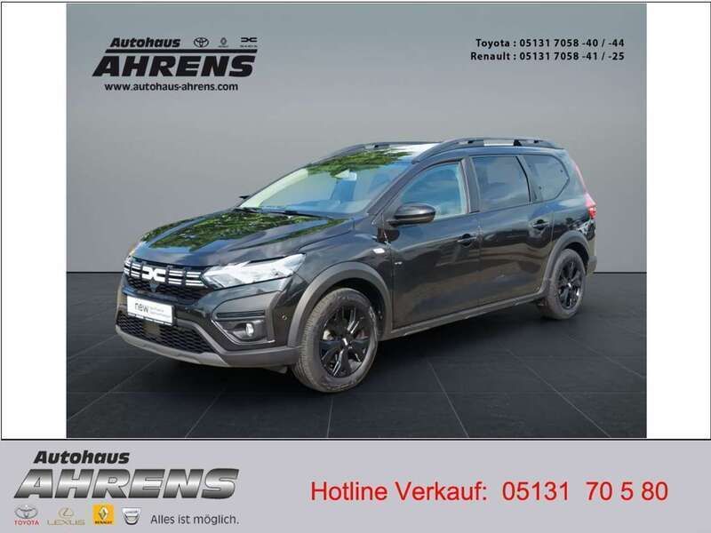 Perlmuttschwarz metallic Gebraucht 2023 Dacia Jogger Extreme Van / Kleinbus | 19.900 € (Fairer Preis) - Bild 1/4