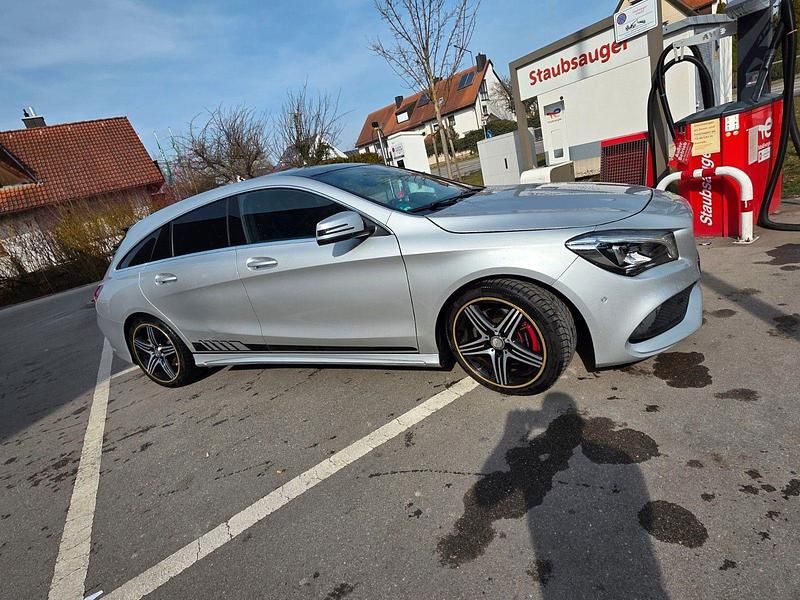 Gebraucht Mercedes 250 218 PS (160 kW) 2016 Silber Kombi