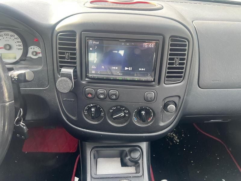 Gebraucht Ford Maverick 150 PS (110 kW) 2006 Grau SUV