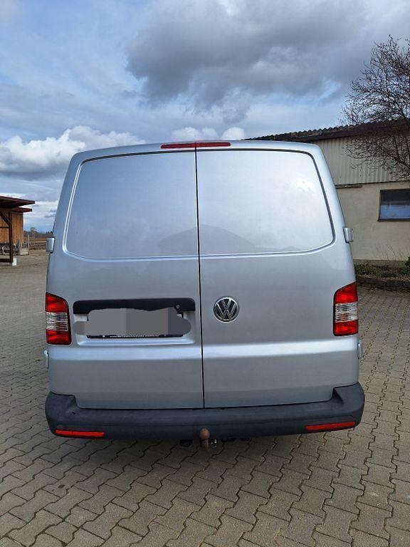 Gebraucht VW T5 140 PS (102 kW) 2014 Silber Van