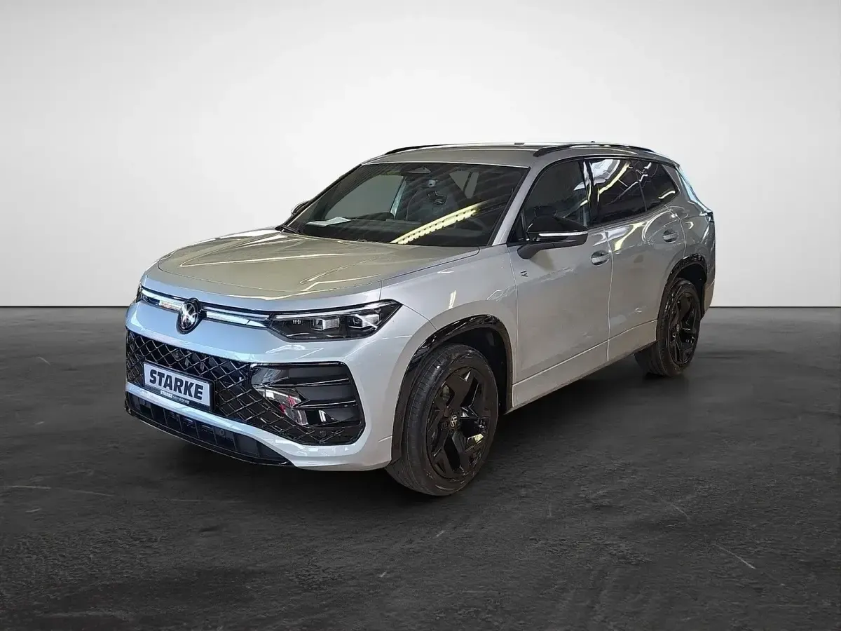 Gebraucht VW Tayron R-line 150 PS (110 kW) 2026 Oyster silver metallic SUV