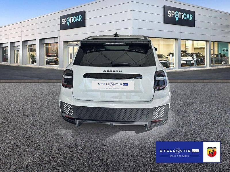 Neu Abarth 600e Turismo 174 kW (237 PS) 2025 Weiß SUV