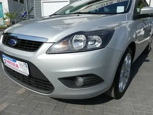 Gebraucht Ford Focus Sport 116 PS (85 kW) 2009 Grau Kombi