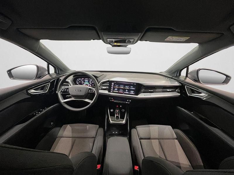 Gebraucht Audi Q4 e-tron Ambiente 210 kW (286 PS) 2024 Florettsilber metallic (metallic) SUV