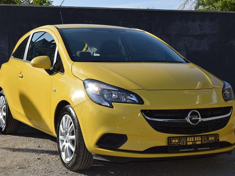 Gebraucht Opel Corsa Edition 90 PS (66 kW) 2017 Sunny yellow (uni) Kleinwagen