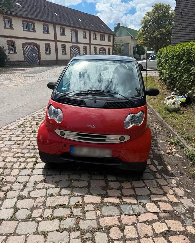 Schwarz Gebraucht 2002 Smart ForTwo Coupé Kleinwagen | 1.779 € (Fairer Preis) - Bild 1/4