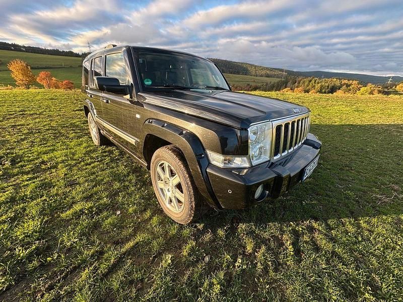 Schwarz Gebraucht 2007 Jeep Commander Limited SUV | 12.900 € (Fairer Preis) - Bild 1/4